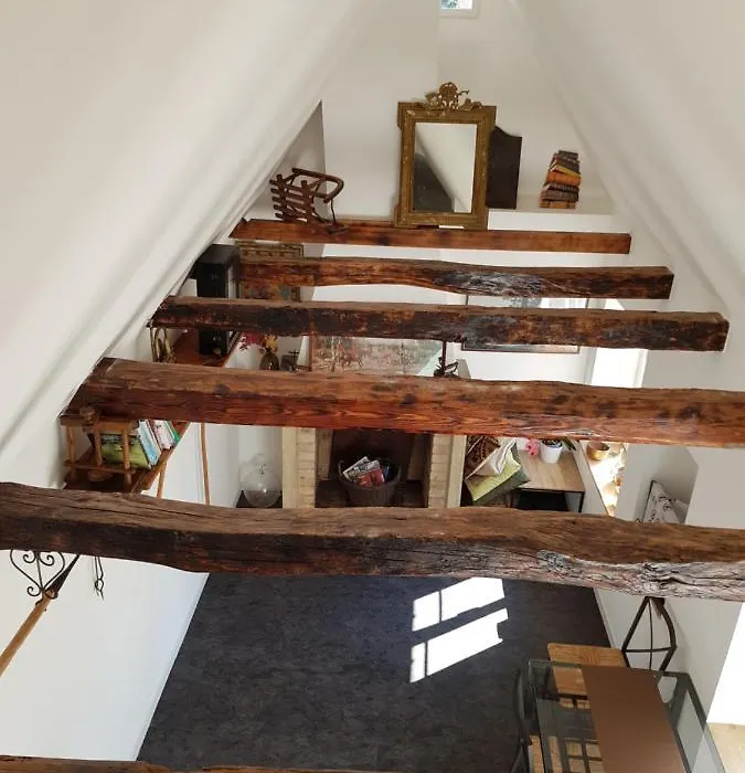 Le Petit Studio-1