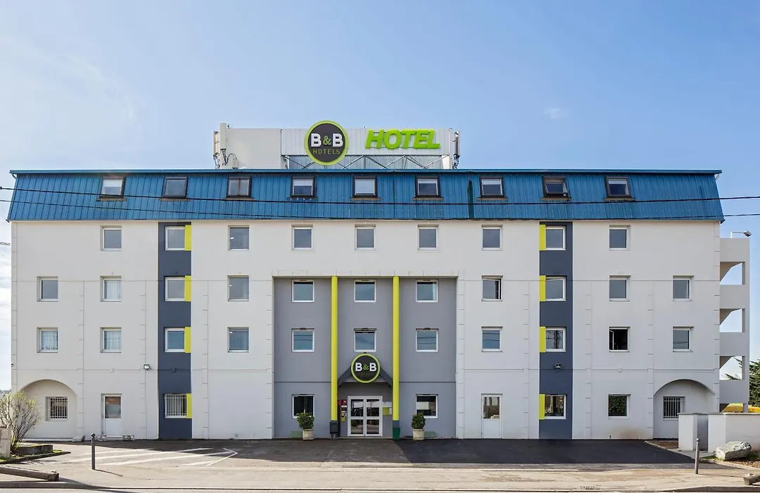 B&B Hotel Lyon Grand Stade Meyzieu-1
