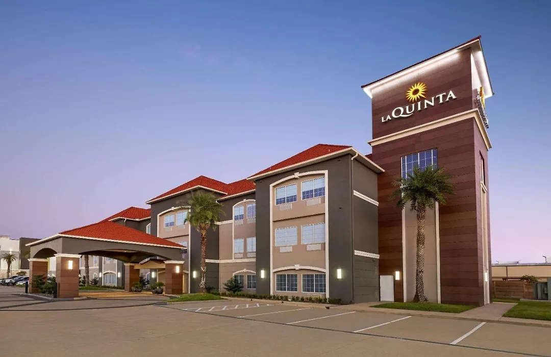 La Quinta By Wyndham Port Arthur-1