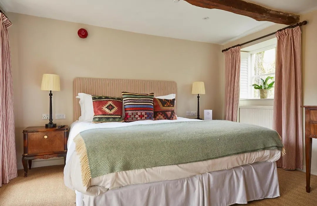 The Lamb Inn-1