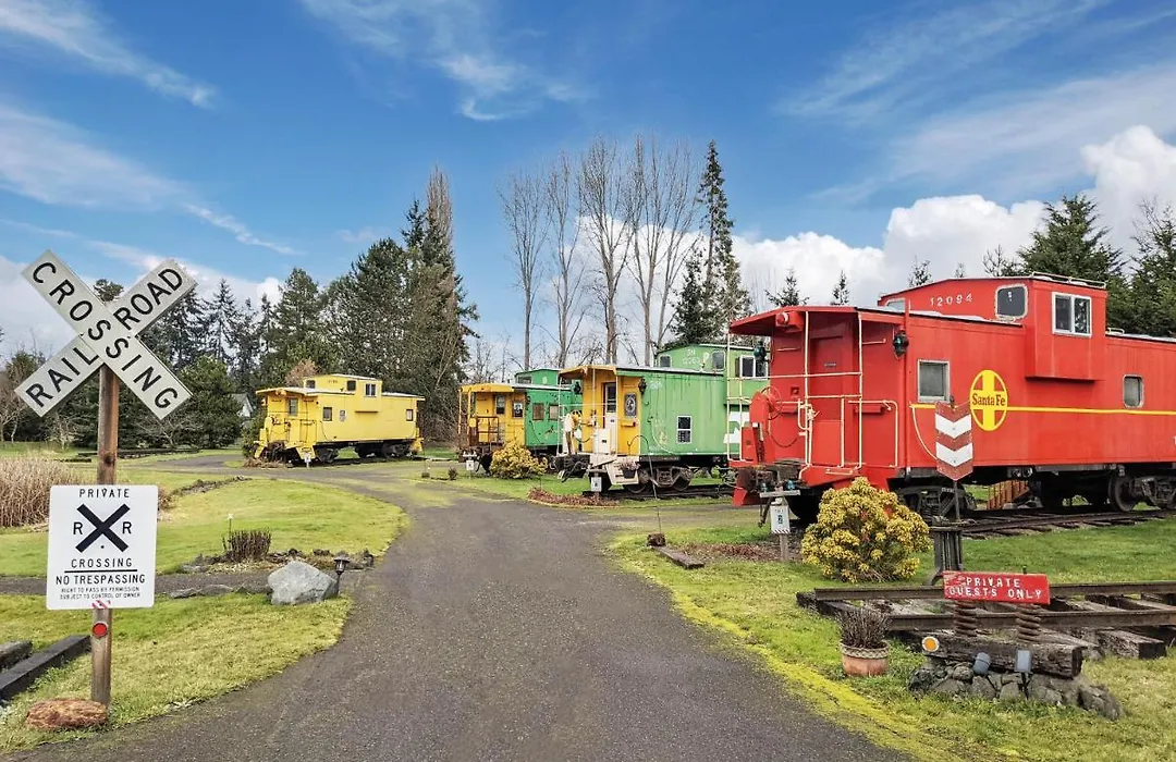 Olympic Railway Inn-1