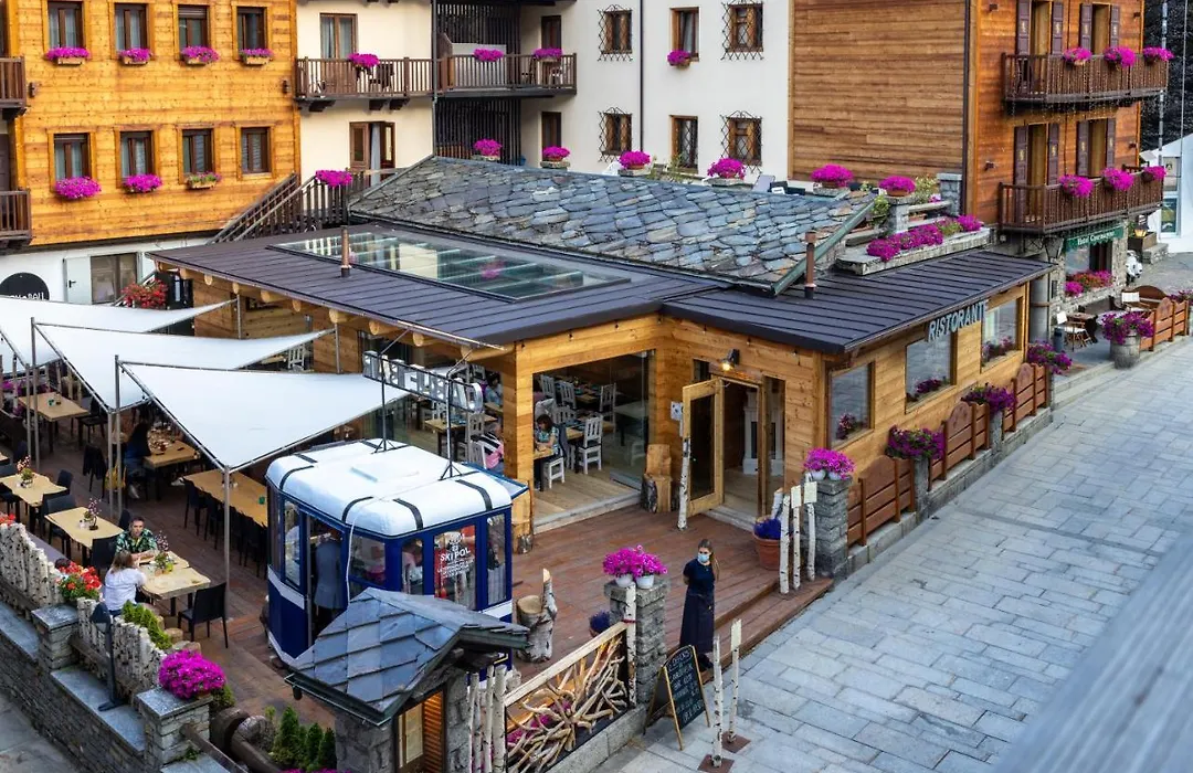 Hotel Courmayeur-1