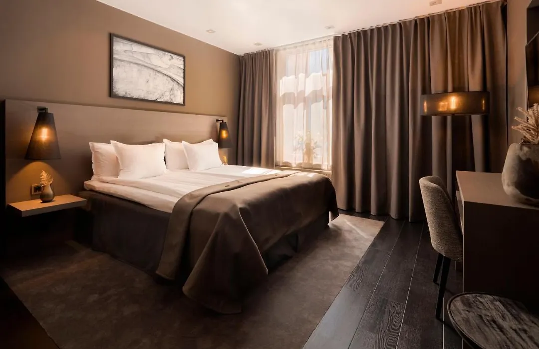 The Lamp Hotel & Spa-1