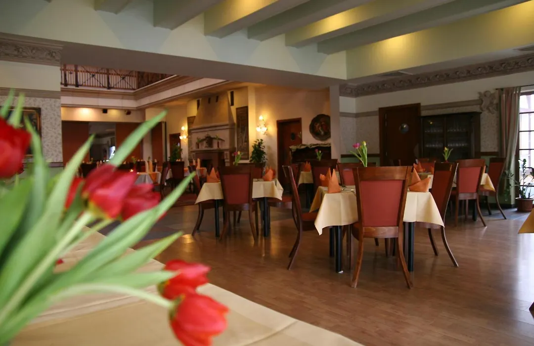 Hotel Karolinka-1
