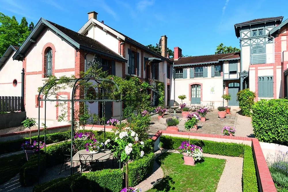 Guesthouse Domaine du Chalet-1