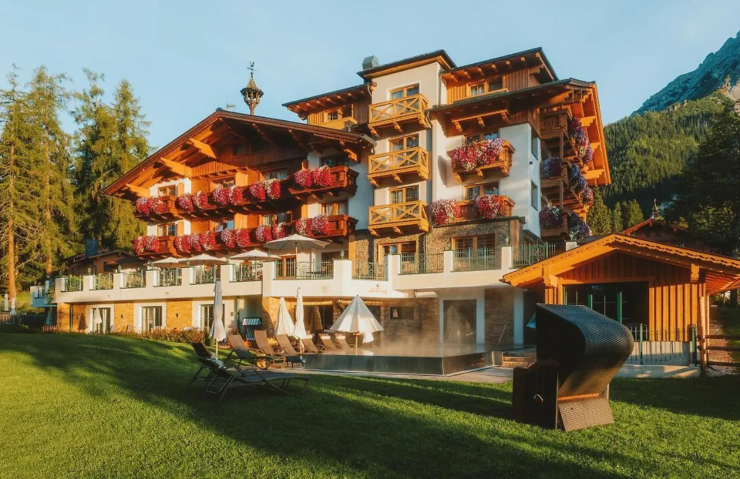 Hotel Lindenhof-1