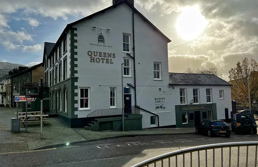 Queens Hotel-1