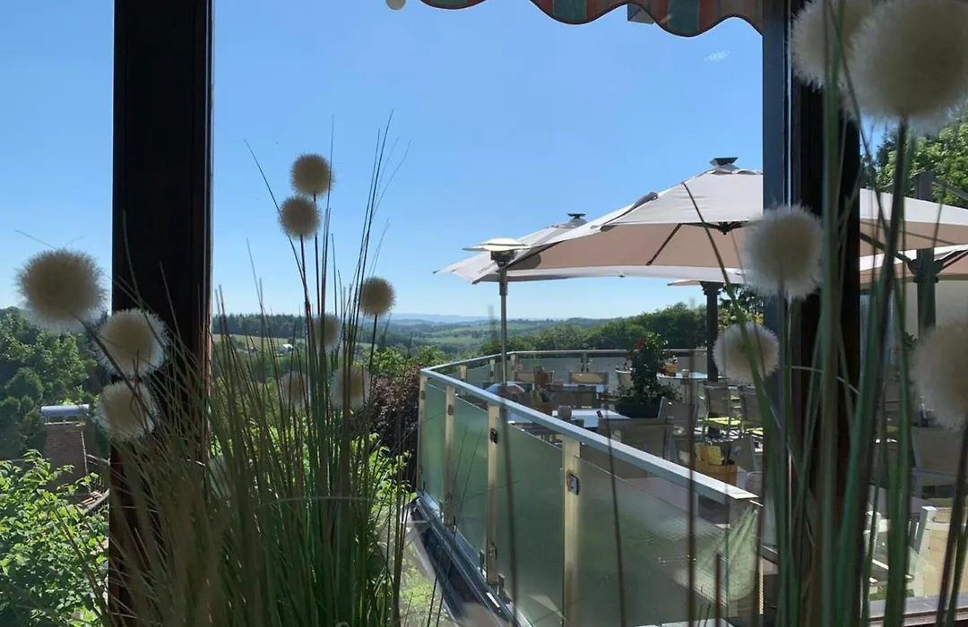 Landhotel Fernblick-1
