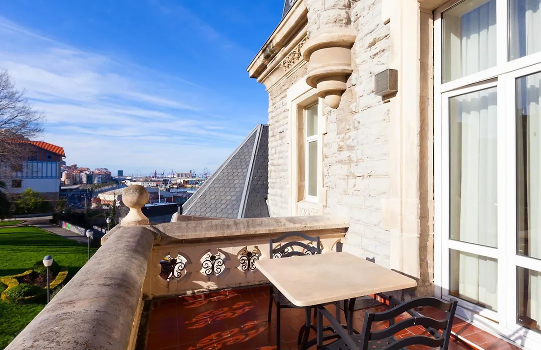 Hotel URH Palacio de Oriol-1