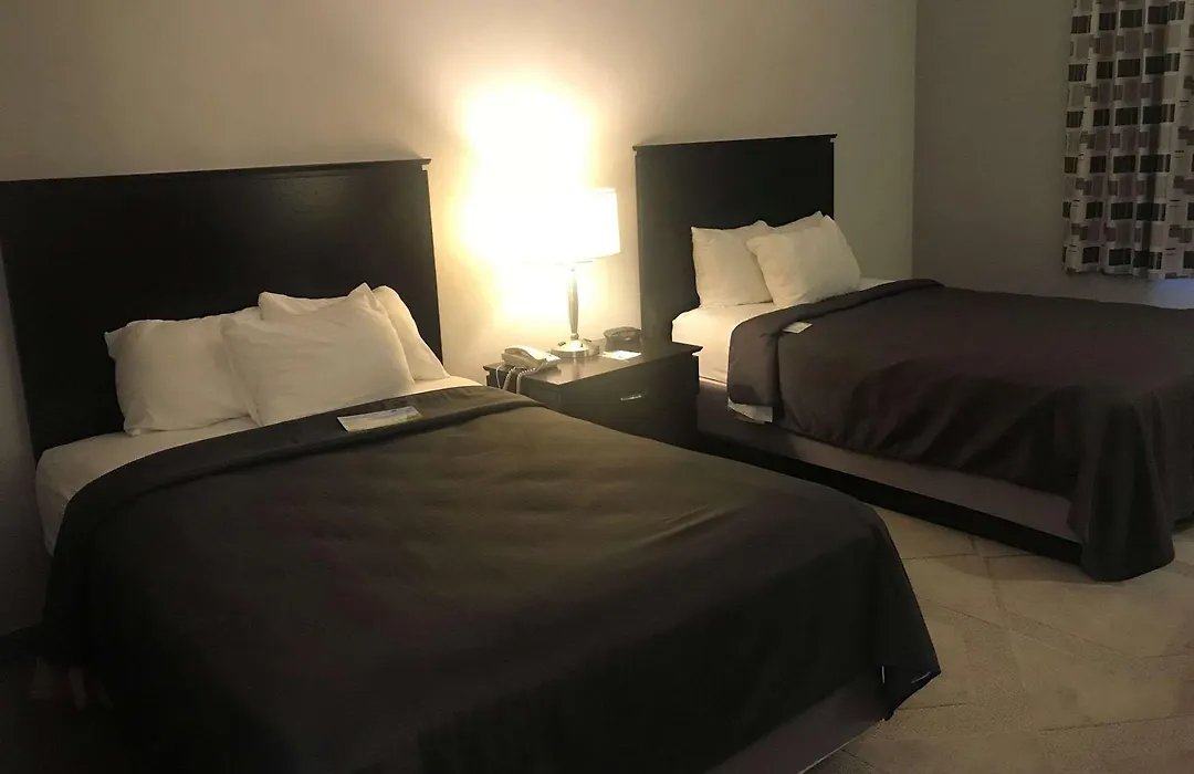 Days Inn By Wyndham Conneaut-1
