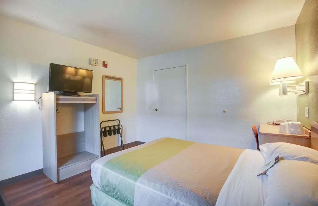 Motel 6-Elkton, Md-1