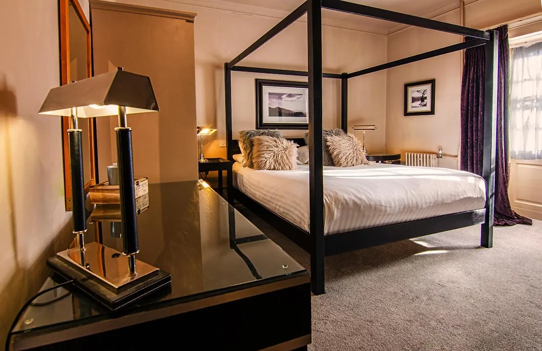 Strathaven Hotel-1