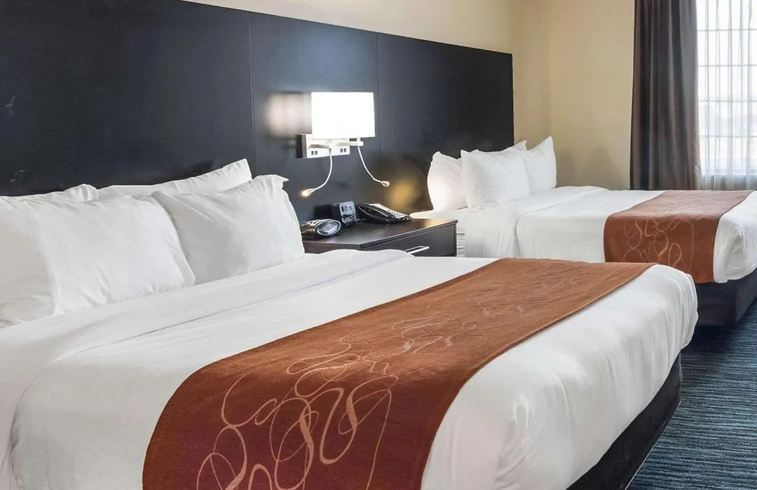 Comfort Suites Odessa Near University-1