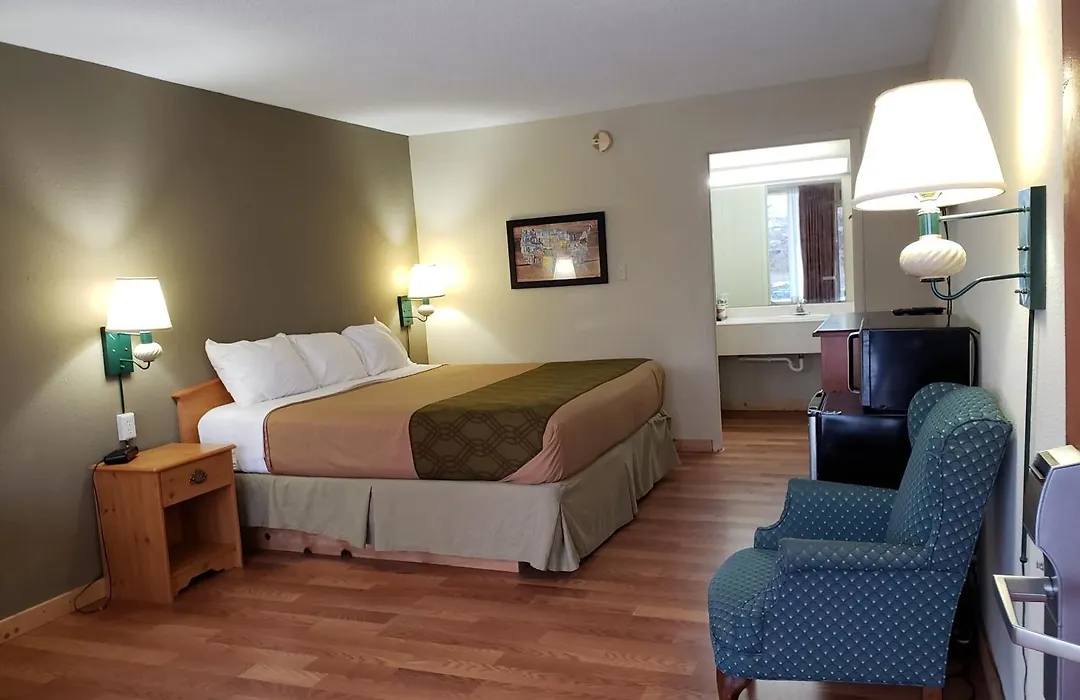 Mountain Home Inn-1