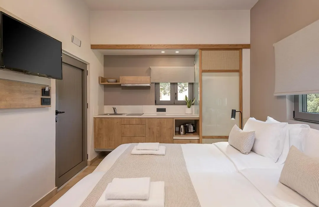 Elafonisi Resort By Kalomirakis Family-1