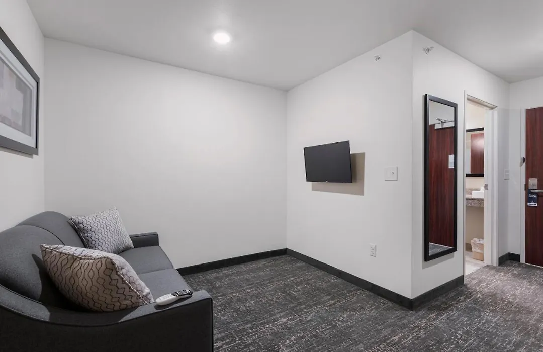 Cobblestone Hotel & Suites - Urbana-1