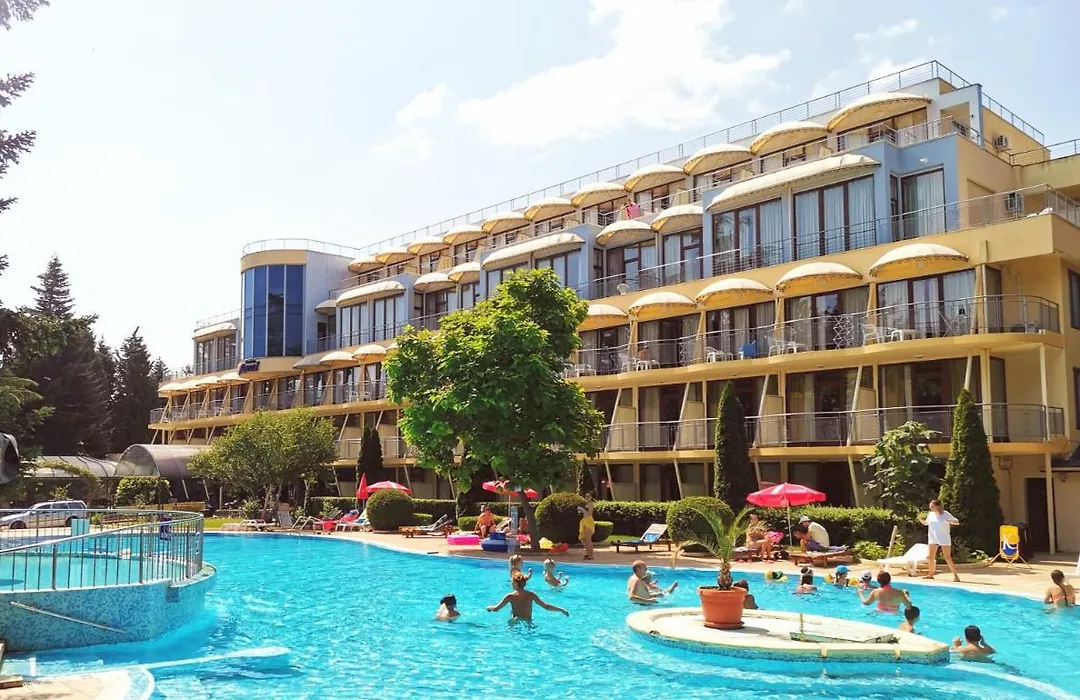 Hotel Koral-1