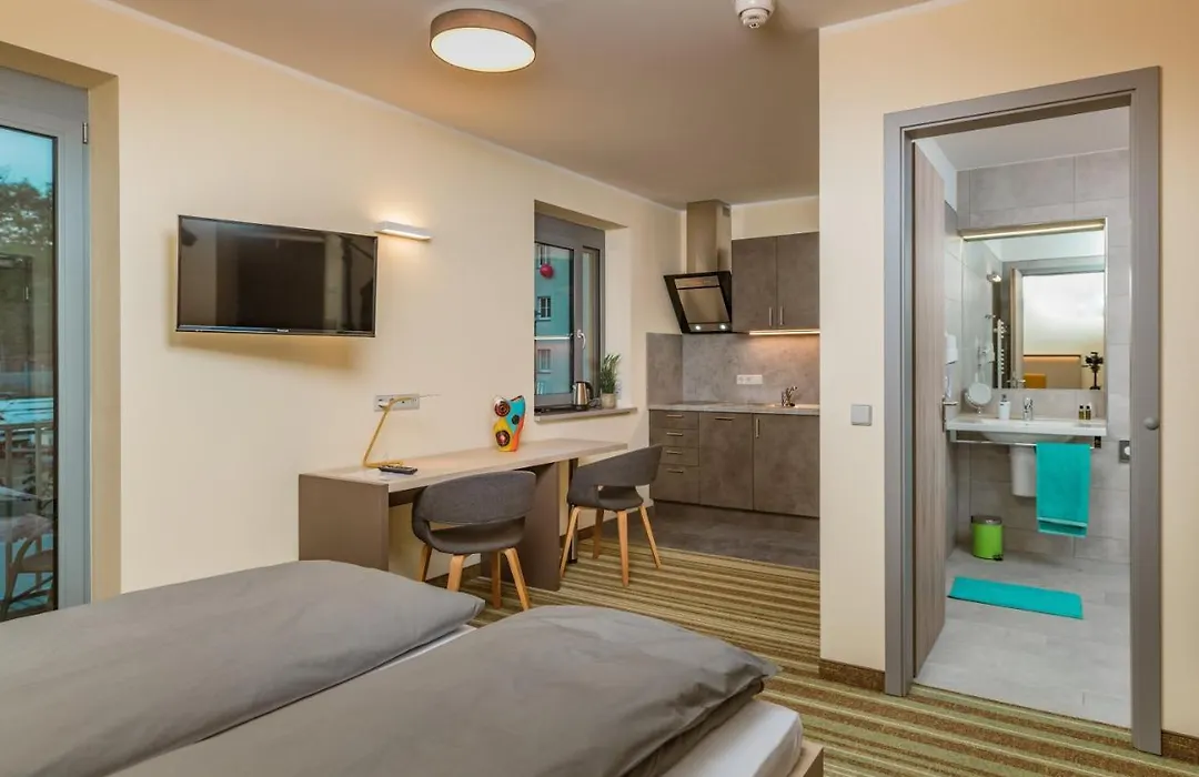 ELLY Hostel-1