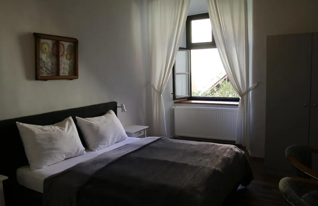 Hotel im Stift Neuberg-1