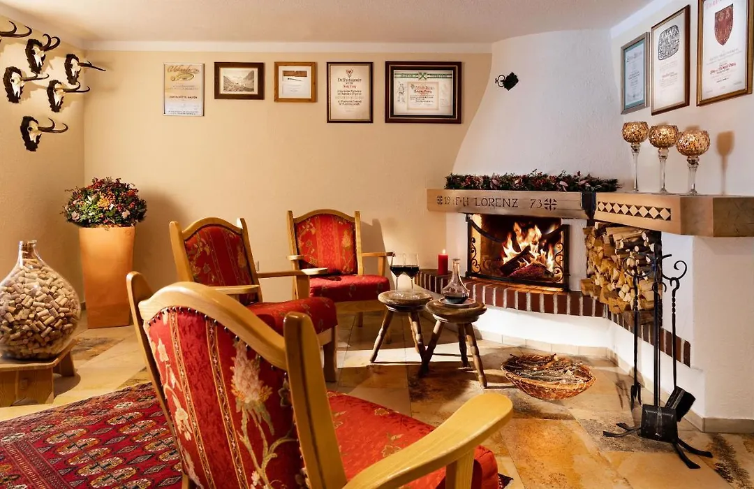 Alpenhotel Tirol-1