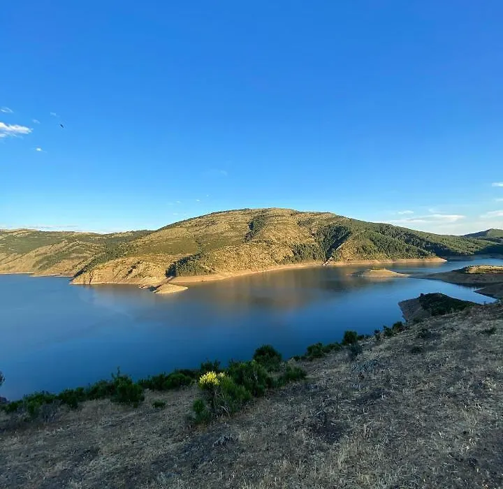 El Lago-1