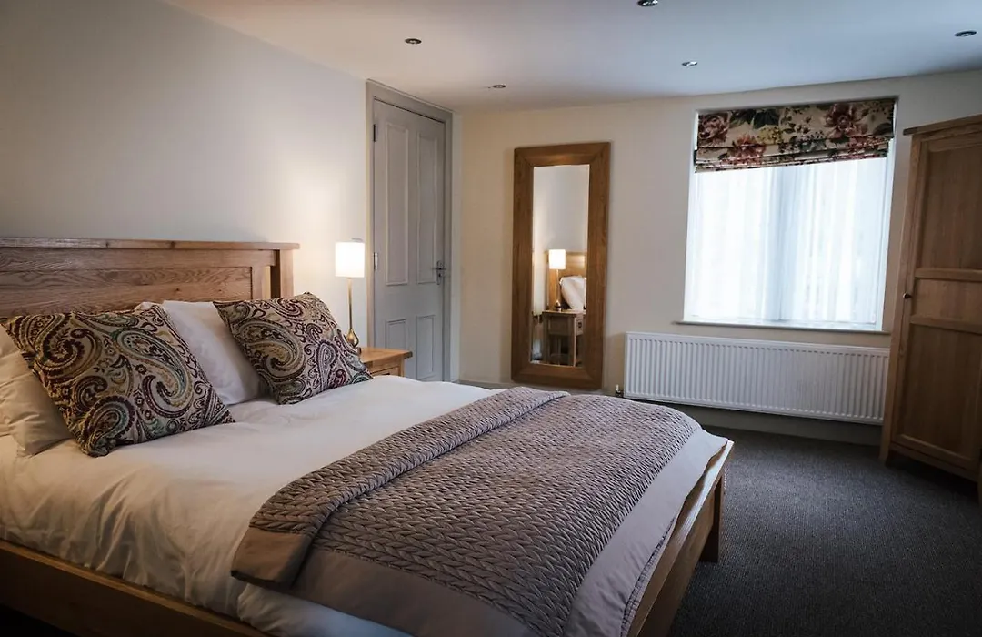The Woodman Inn-1