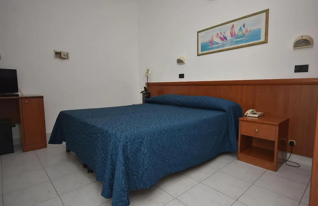 Hotel Eden-1