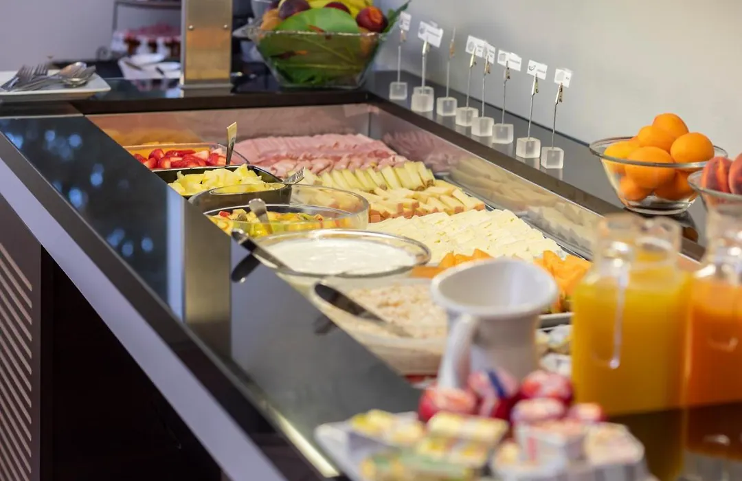 Smart-Hotel Minusio, A Swiss Quality Hotel-1