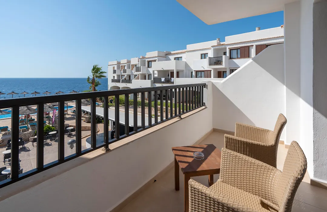 Alua Suites Las Rocas-1