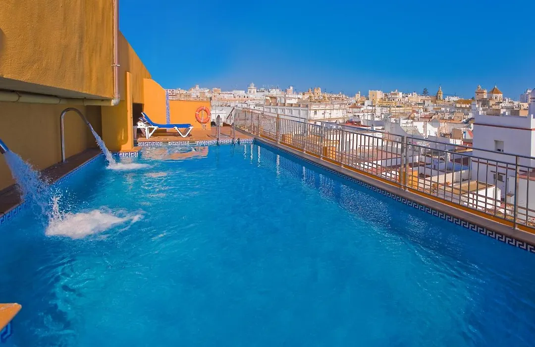 Senator Cádiz Spa Hotel-1