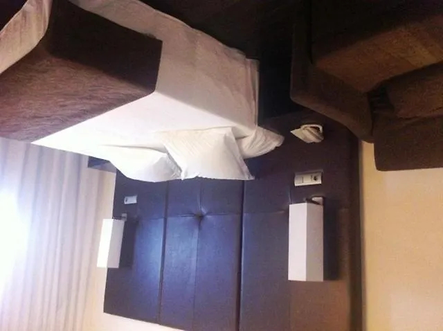 Hotel Diego'S-1