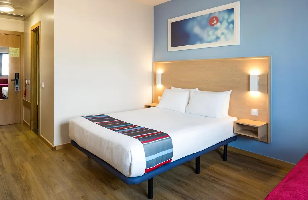 Travelodge Barcelona Fira-1