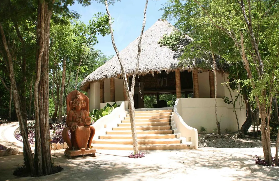Hotel Okaan-1