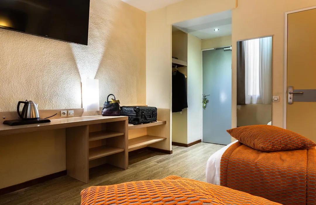 Hôtel Carré Vieux Port-1