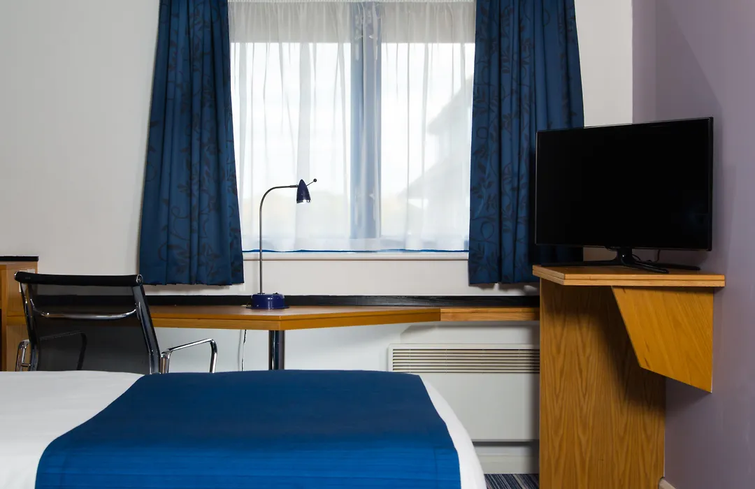 Holiday Inn Express London Chingford By Ihg-1