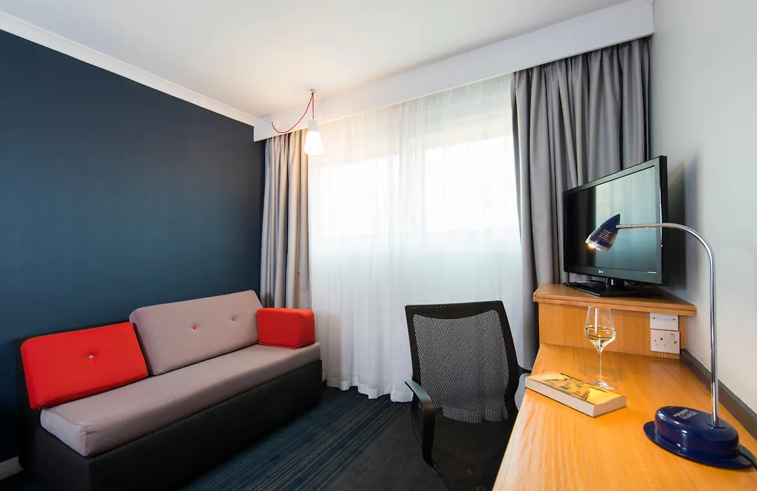 Holiday Inn Express Hemel Hempstead By Ihg-1