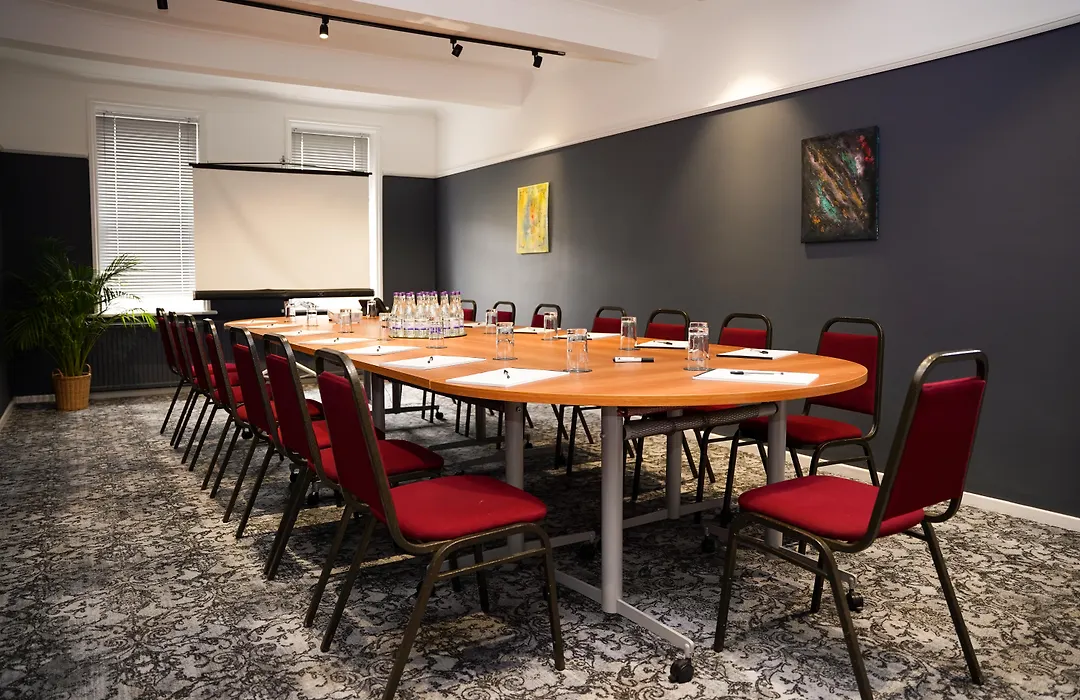 Hamlet Hotels Maidstone-1