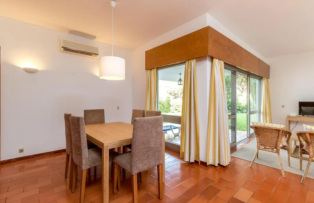 Apartamentos Turisticos Pinhal Da Marina-1