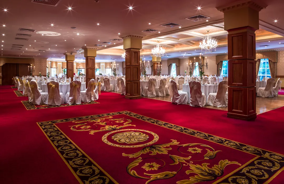 Cork'S Vienna Woods Hotel & Villas-1