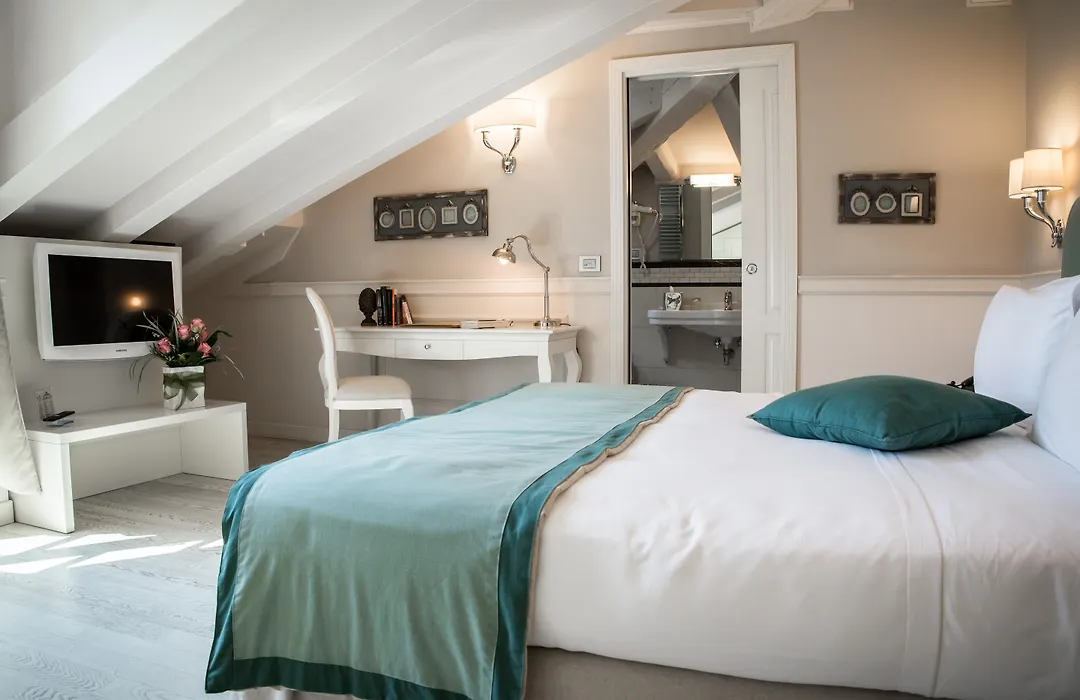 Victoria Hotel Letterario-1
