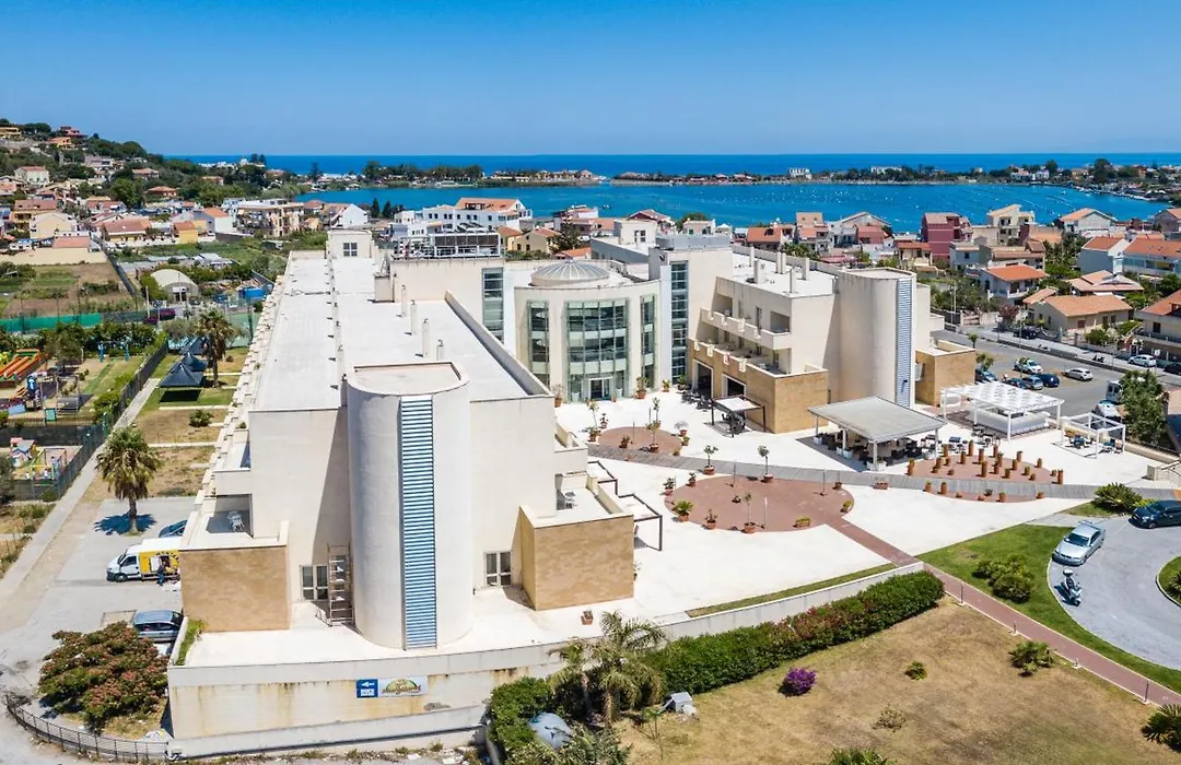 Capo Peloro Hotel (Adults Only)-1