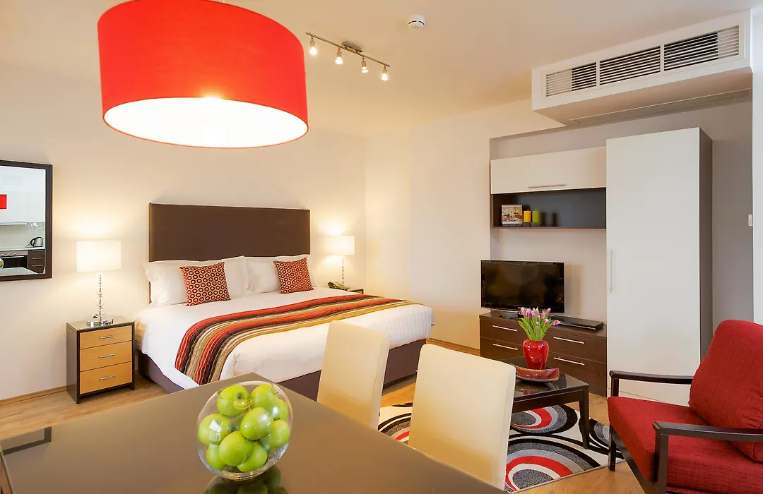 Escala Hotel&Suites-1