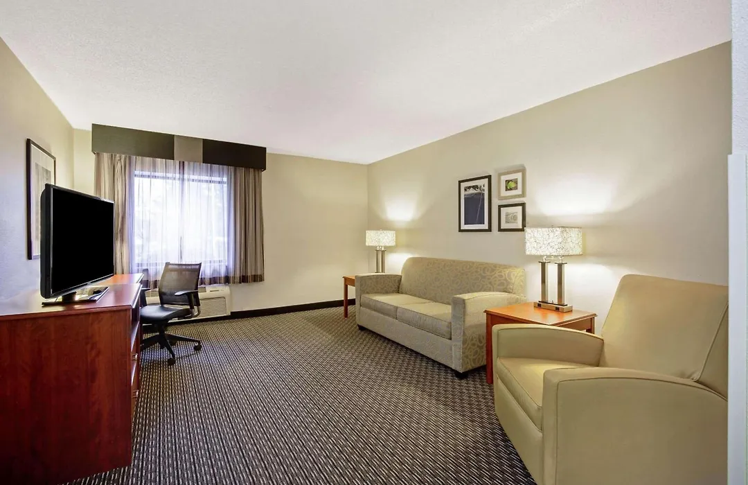 La Quinta By Wyndham Harrisburg Airport Hershey-1