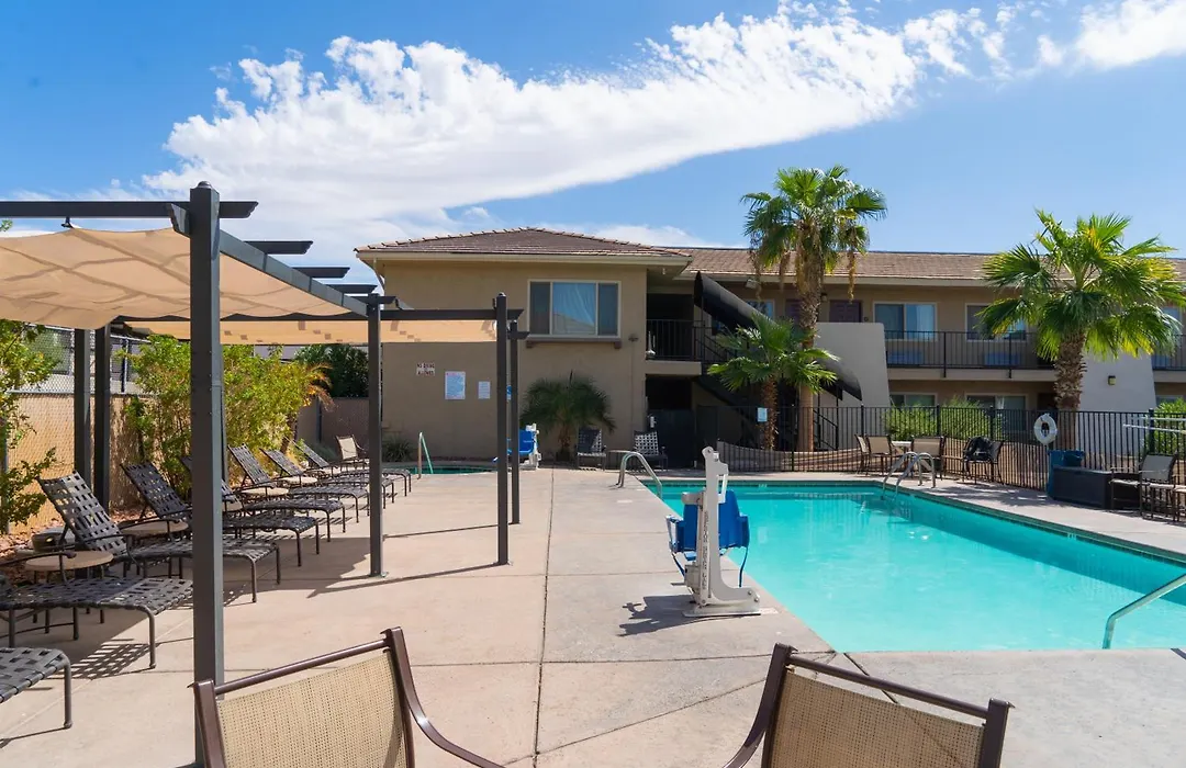 Days Inn By Wyndham Lake Havasu-1