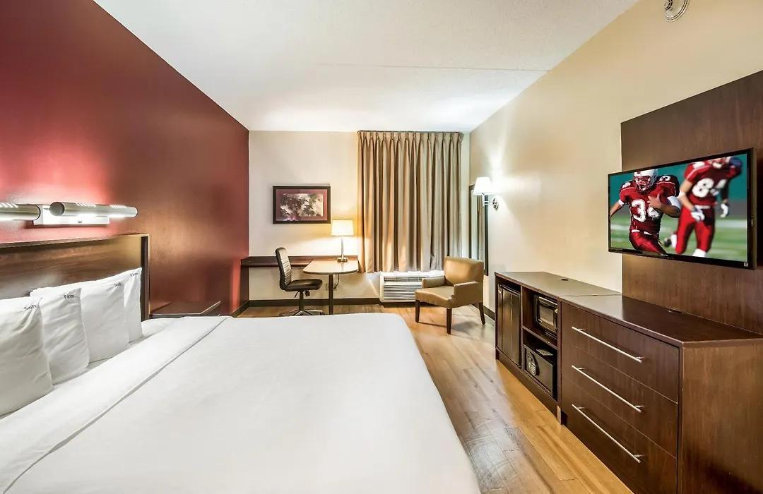 Red Roof Inn Plus+ San Antonio Downtown - Riverwalk-1