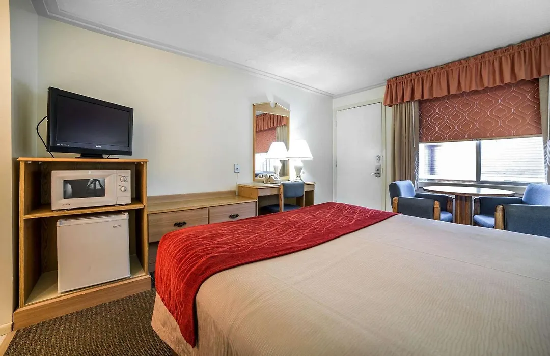 Rodeway Inn & Suites Pronghorn Lodge Lander-1