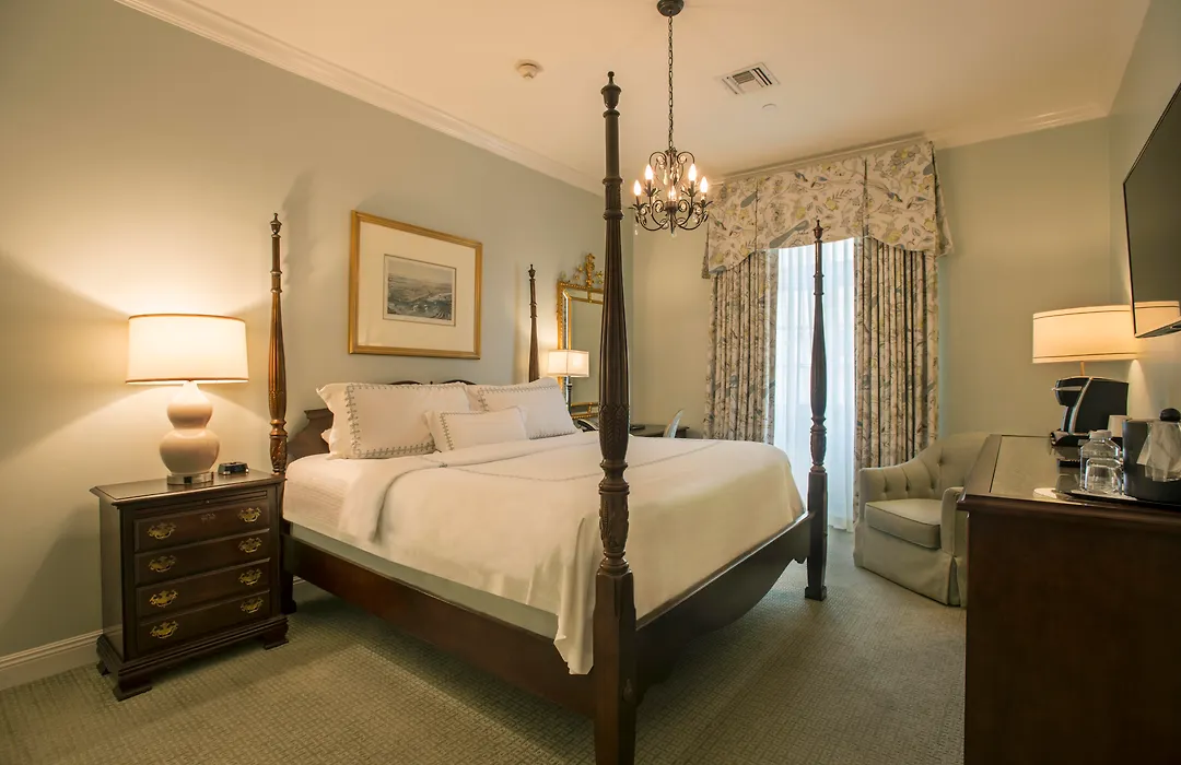 Bienville House Hotel-1