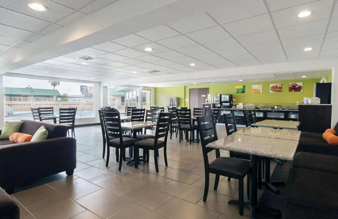 Quality Inn & Suites Airport-1