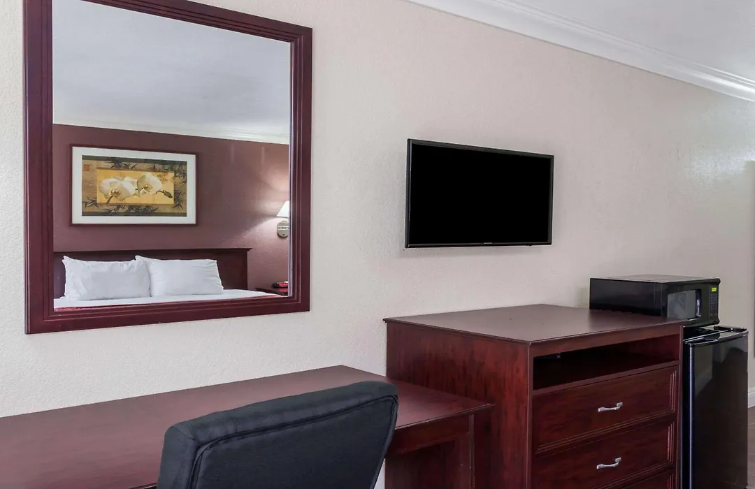Hospitality Inn-1