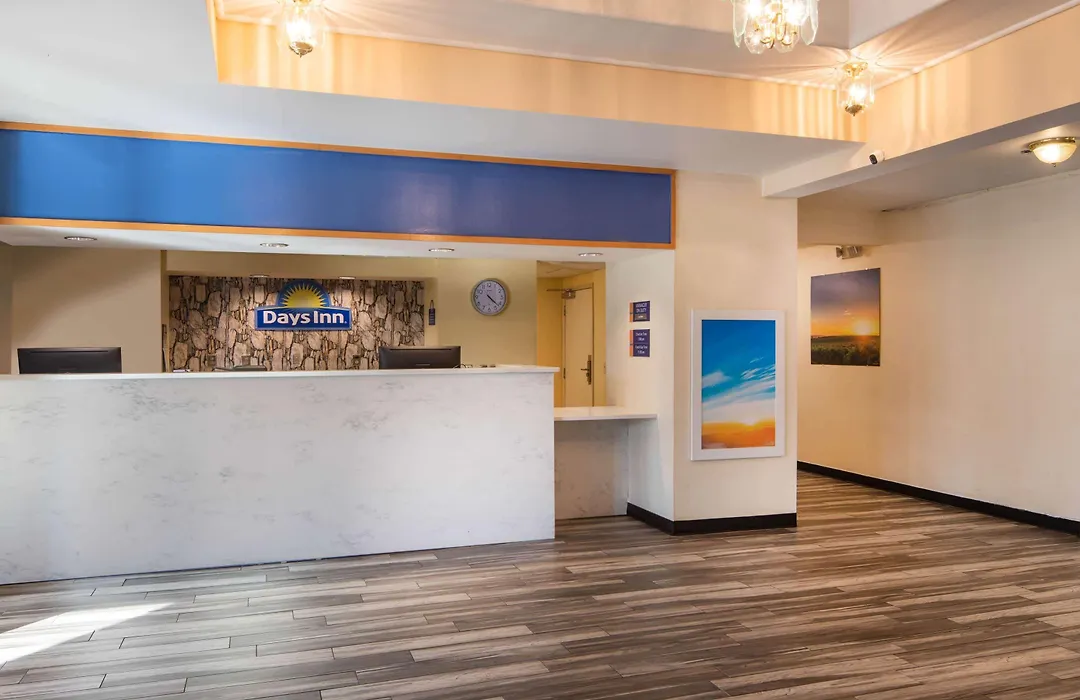 Days Inn By Wyndham Macon I-75 North-1